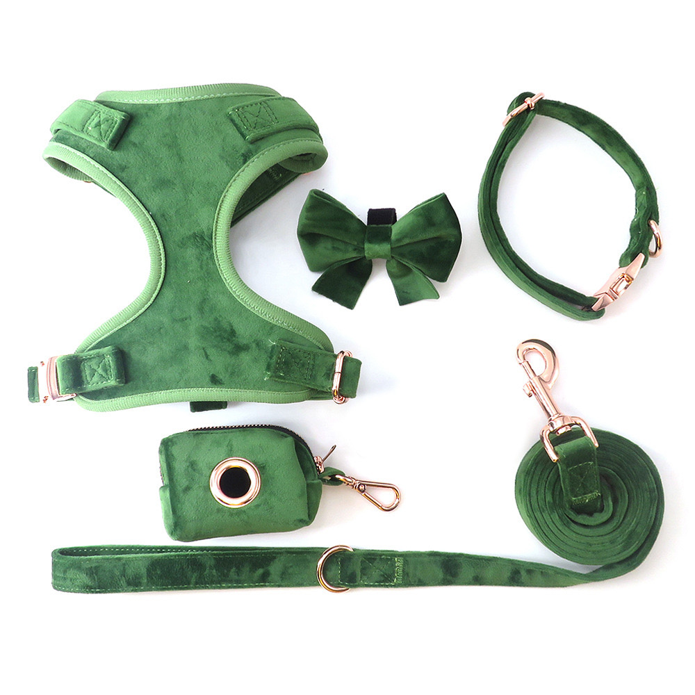 2022 New Design High Quality Dog Leash Velvet Soft And Skin-friendly To Give Dogs More Comfort Dog Harness Set
